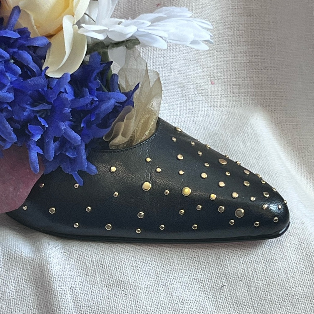 Runway For Hope Studded Black Women's Floral Shoe